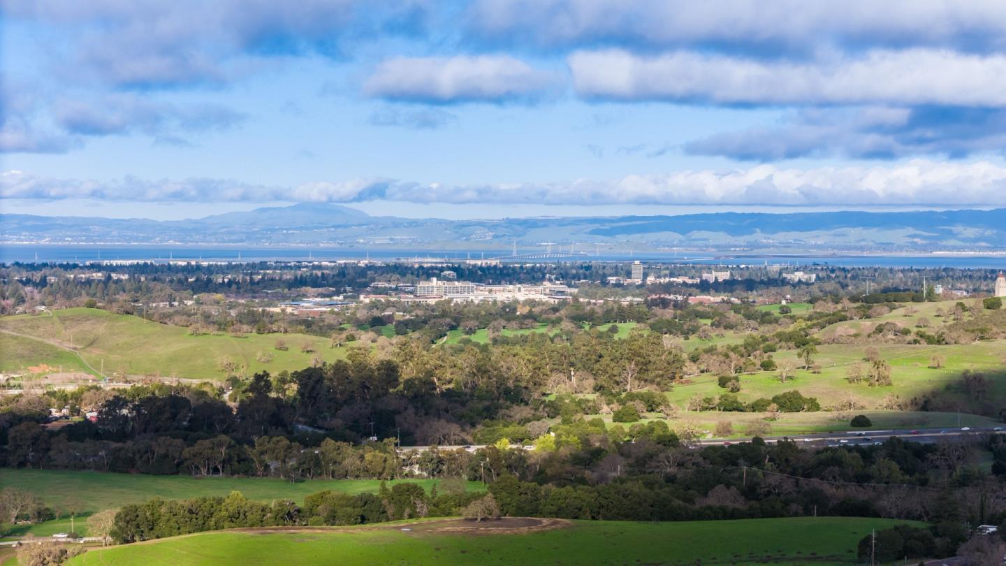 Detail Gallery Image 45 of 45 For 670 La Mesa Drive, Portola Valley,  CA 94028 - 3 Beds | 2 Baths