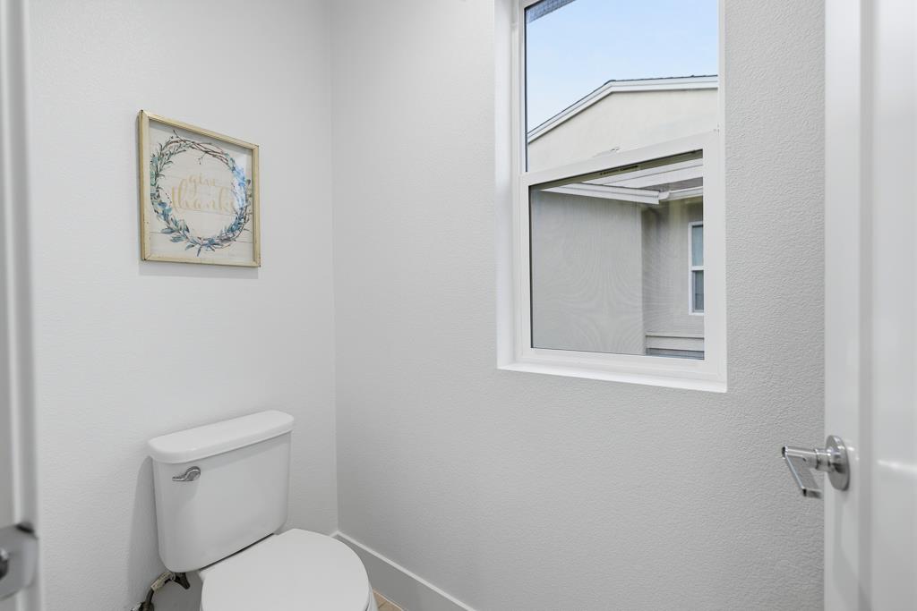 Detail Gallery Image 32 of 80 For 37598 Cape Cod Rd, Newark,  CA 94560 - 4 Beds | 3/1 Baths