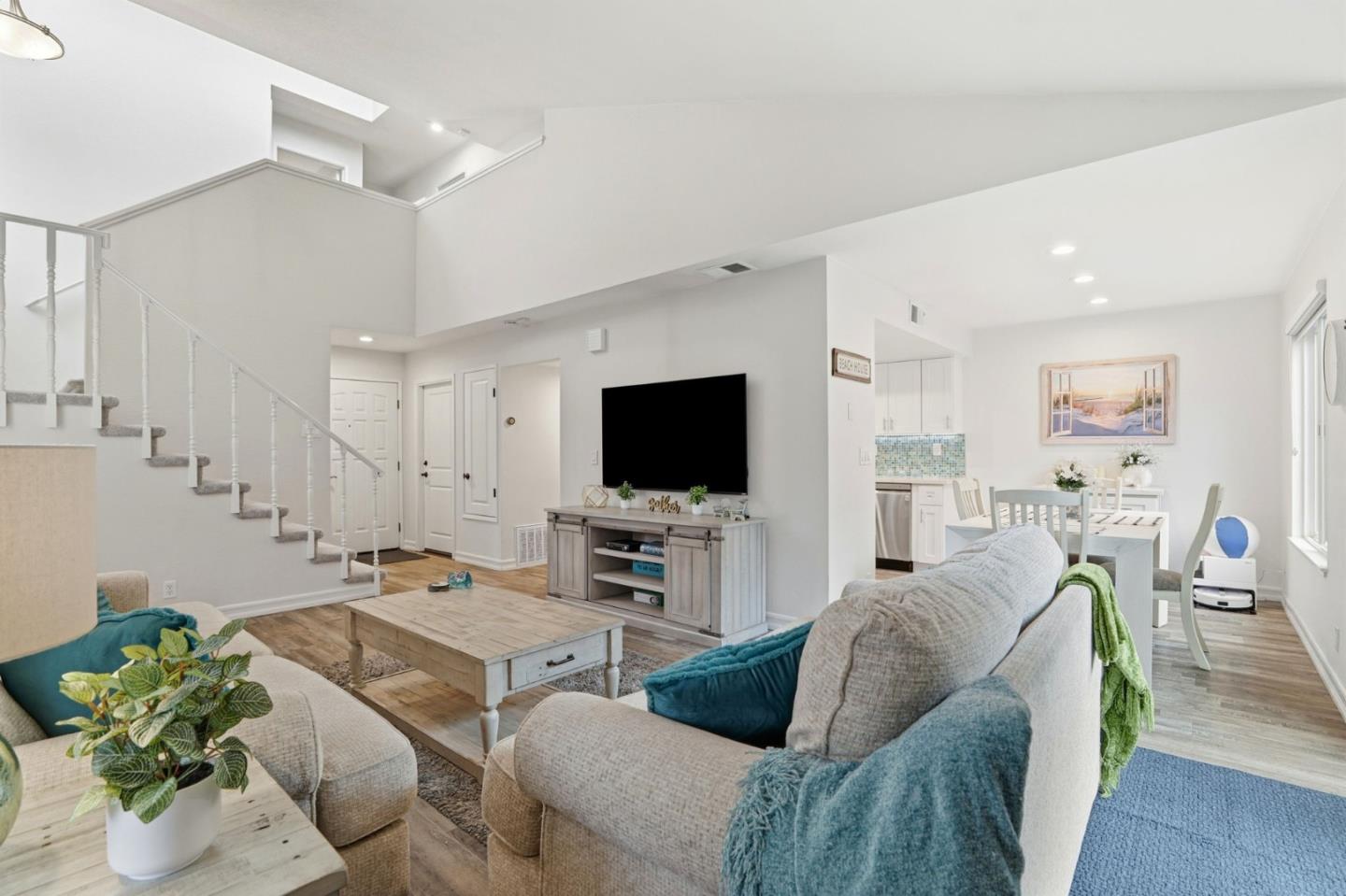 Photo #7: ML82030426 Listing: Photo #7