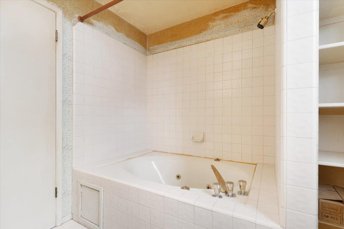 Detail Gallery Image 22 of 28 For 462 Hampstead Way, Santa Cruz,  CA 95062 - 3 Beds | 2 Baths