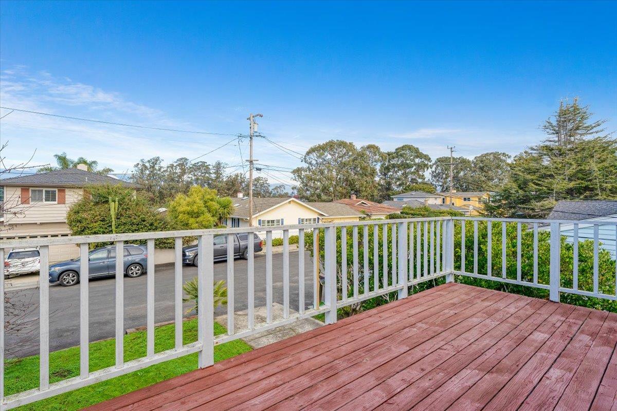 Detail Gallery Image 24 of 28 For 462 Hampstead Way, Santa Cruz,  CA 95062 - 3 Beds | 2 Baths