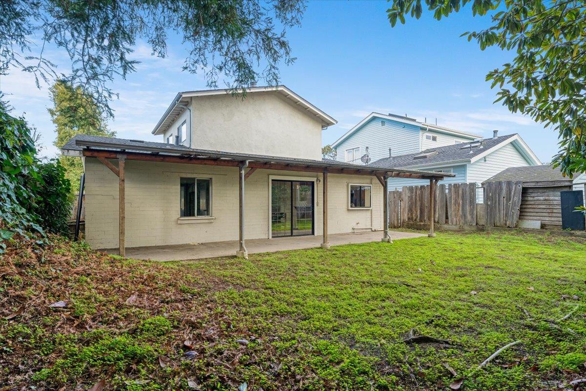 Detail Gallery Image 25 of 28 For 462 Hampstead Way, Santa Cruz,  CA 95062 - 3 Beds | 2 Baths