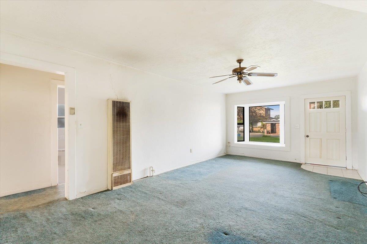 Detail Gallery Image 6 of 28 For 462 Hampstead Way, Santa Cruz,  CA 95062 - 3 Beds | 2 Baths