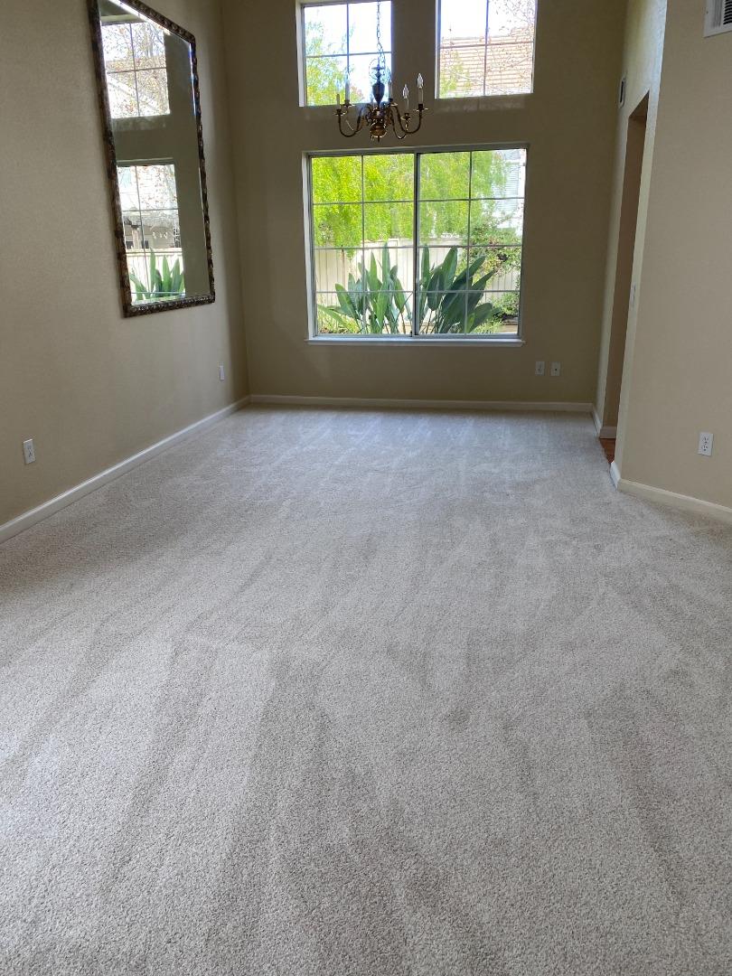 Detail Gallery Image 4 of 28 For 323 Montserrat Dr, Redwood City,  CA 94065 - 3 Beds | 2/1 Baths