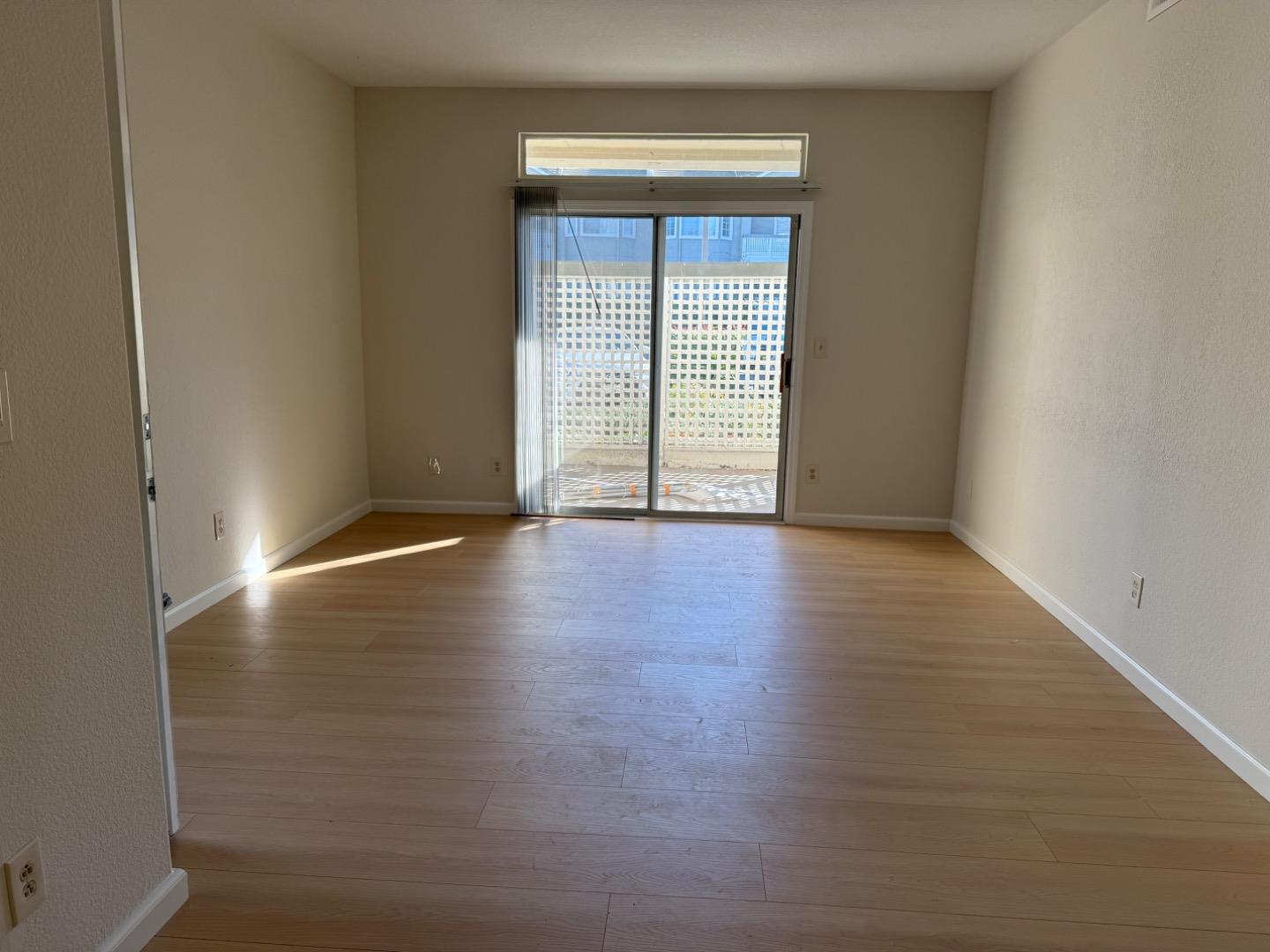 Detail Gallery Image 9 of 11 For 5955 Lake Almanor Dr, San Jose,  CA 95123 - 2 Beds | 1 Baths