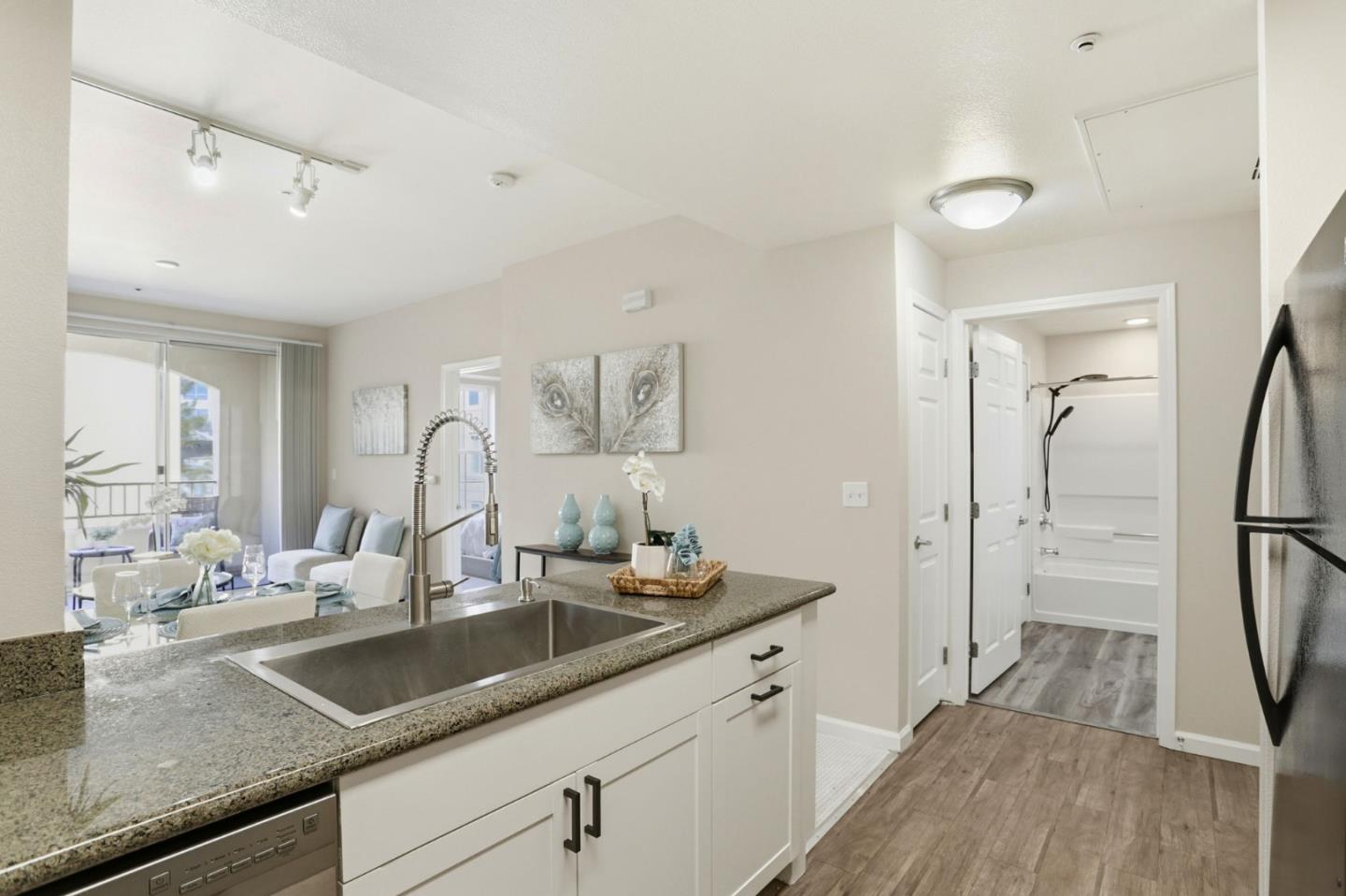 Detail Gallery Image 7 of 32 For 1550 Technology Dr #3096,  San Jose,  CA 95110 - 1 Beds | 1 Baths