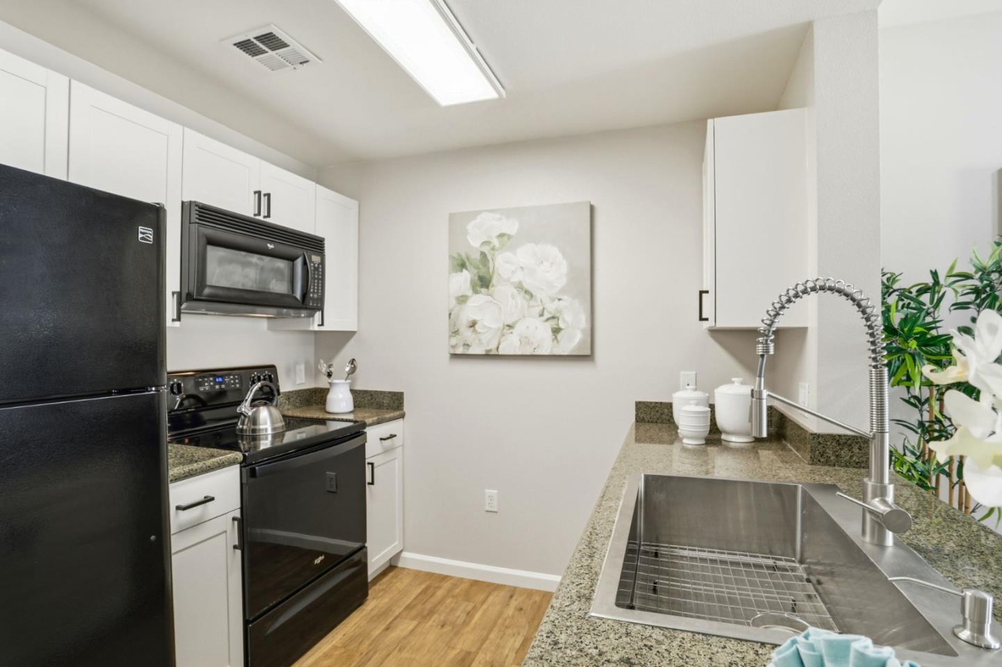Detail Gallery Image 8 of 32 For 1550 Technology Dr #3096,  San Jose,  CA 95110 - 1 Beds | 1 Baths