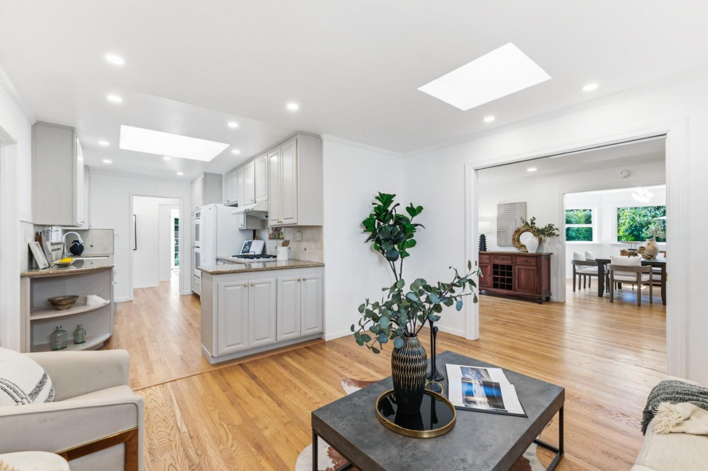 Detail Gallery Image 21 of 64 For 1455 Bittern Dr, Sunnyvale,  CA 94087 - 4 Beds | 2 Baths