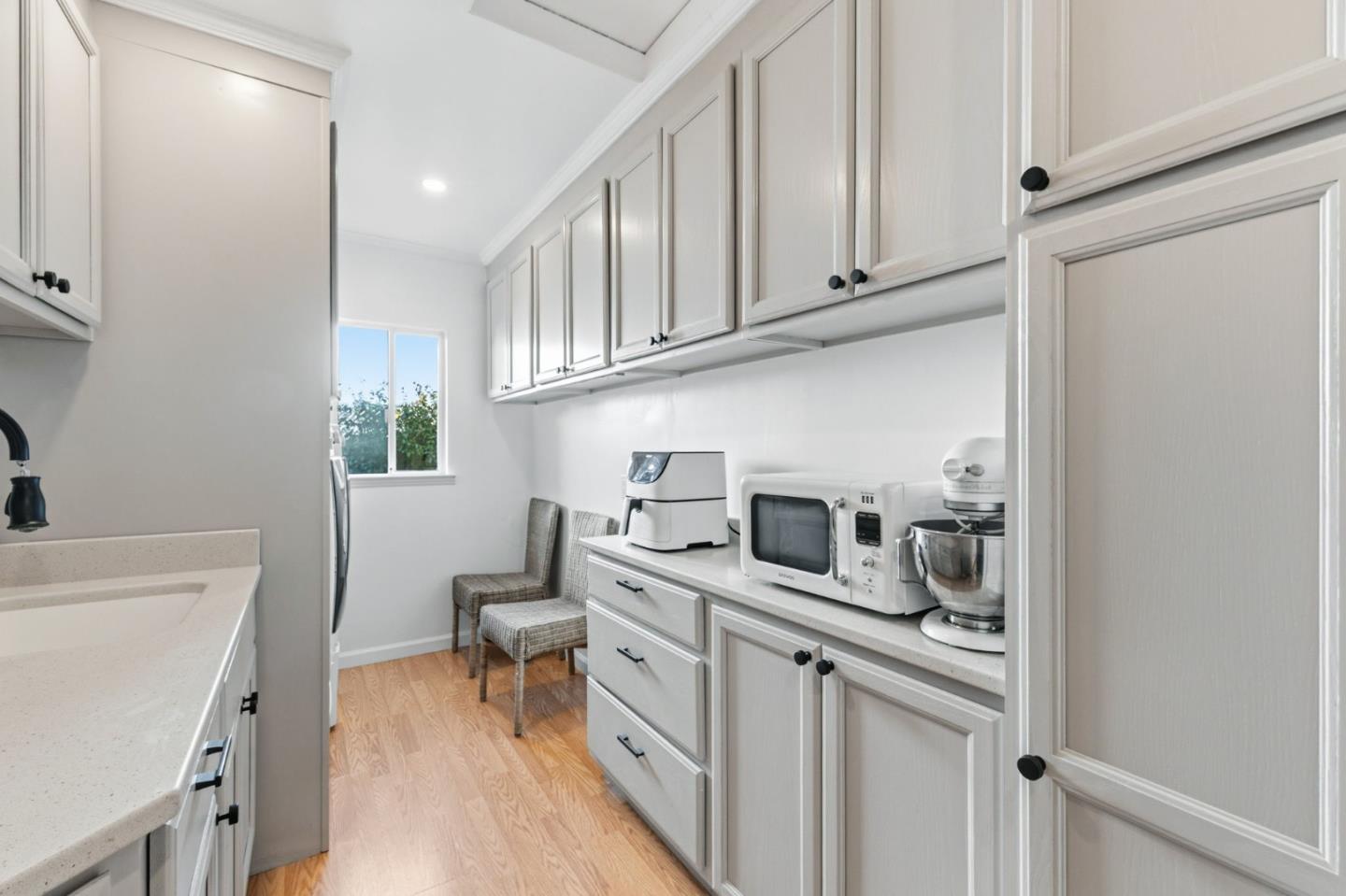 Detail Gallery Image 22 of 64 For 1455 Bittern Dr, Sunnyvale,  CA 94087 - 4 Beds | 2 Baths