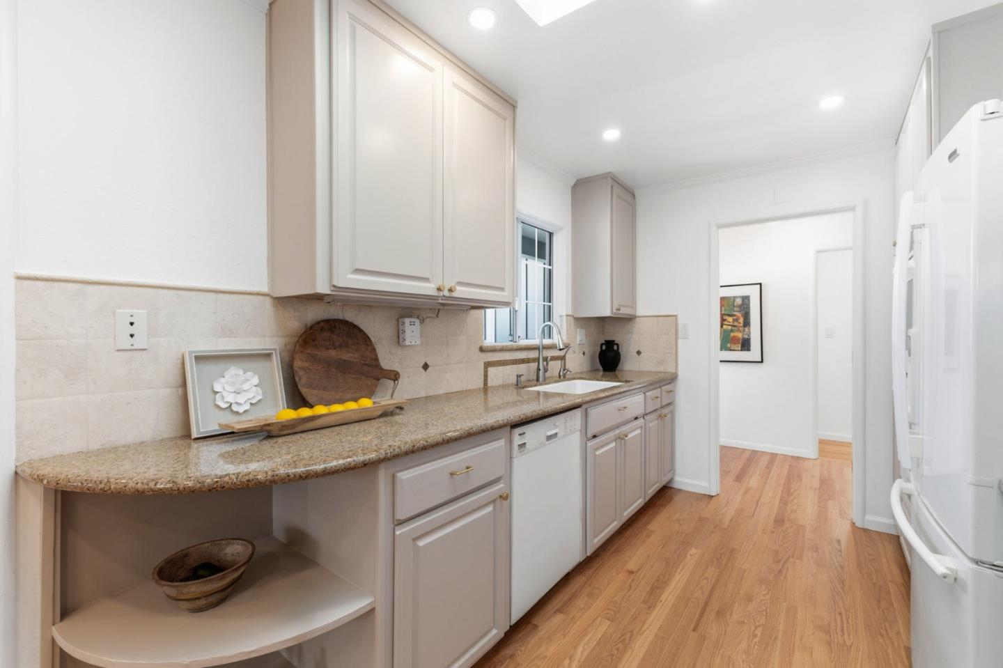 Detail Gallery Image 24 of 64 For 1455 Bittern Dr, Sunnyvale,  CA 94087 - 4 Beds | 2 Baths