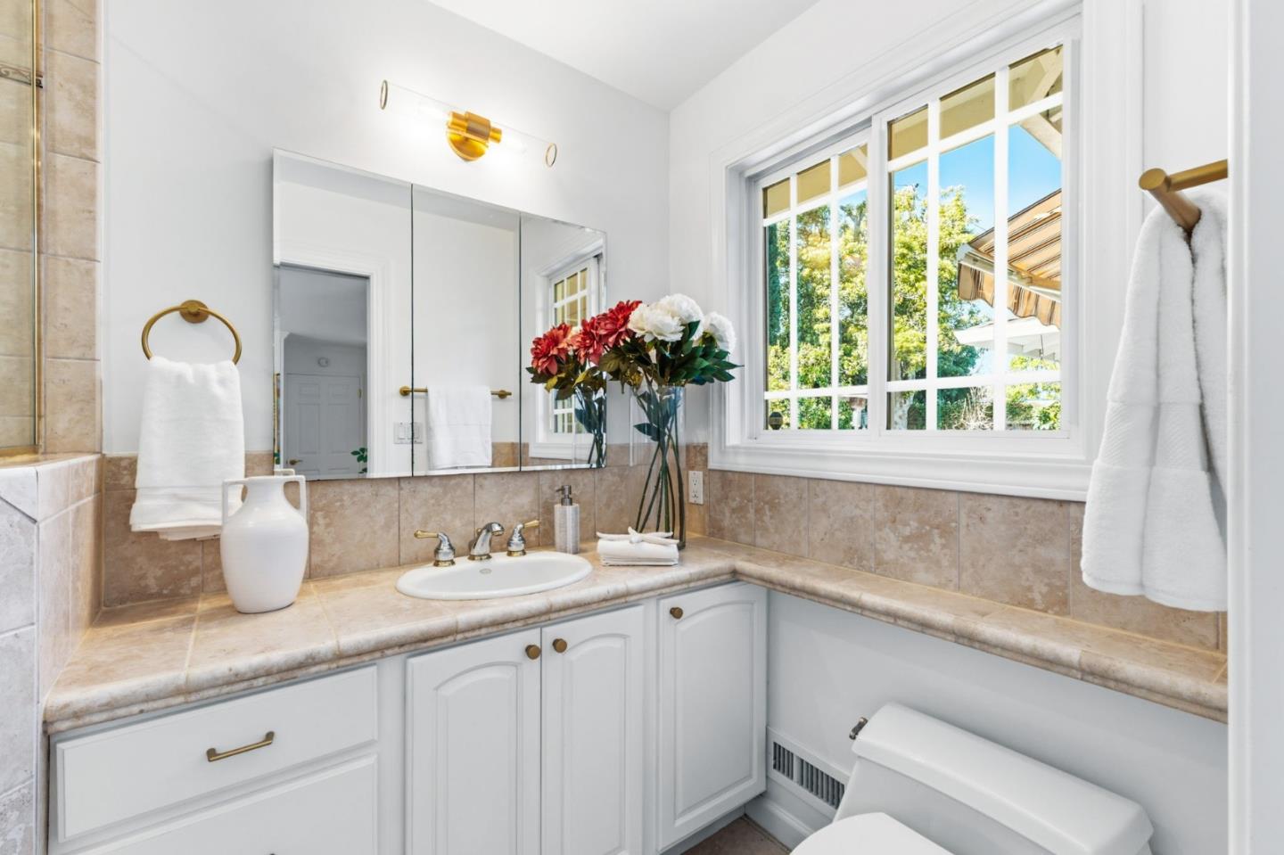 Detail Gallery Image 43 of 64 For 1455 Bittern Dr, Sunnyvale,  CA 94087 - 4 Beds | 2 Baths