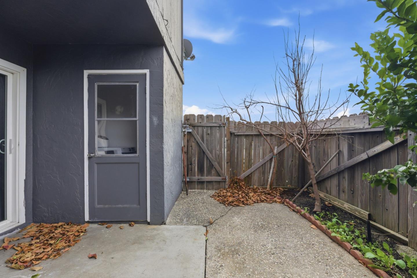 Detail Gallery Image 31 of 37 For 3398 Landess Ave #D,  San Jose,  CA 95132 - 3 Beds | 1/1 Baths
