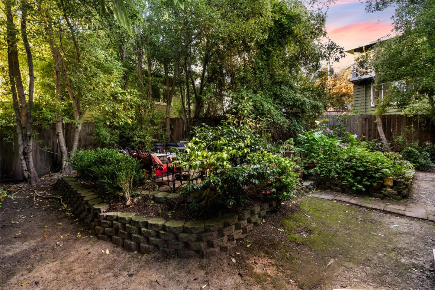 Detail Gallery Image 29 of 38 For 355 Avenue Portola, El Granada,  CA 94019 - 4 Beds | 3 Baths