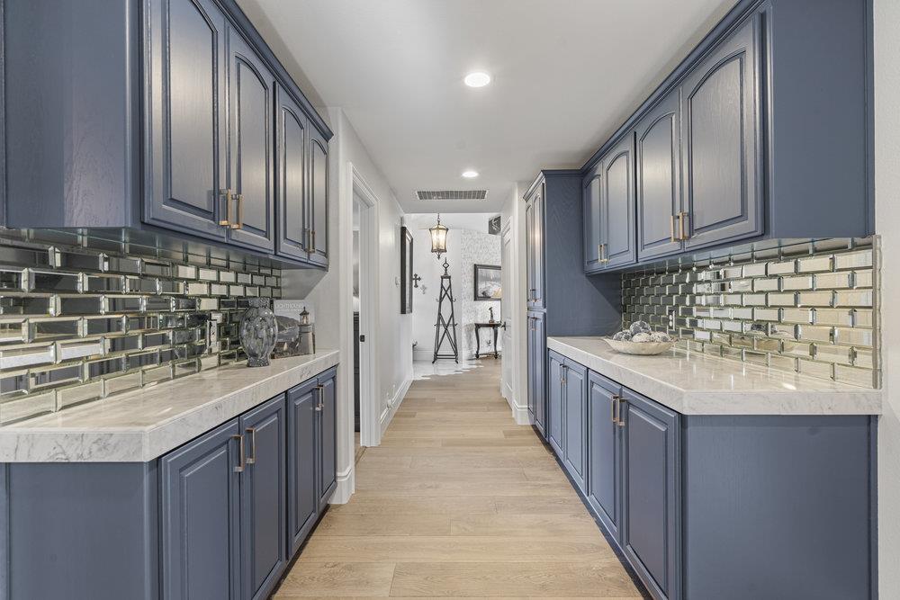 Detail Gallery Image 27 of 73 For 1431 Union Hts, Hollister,  CA 95023 - 3 Beds | 2/1 Baths