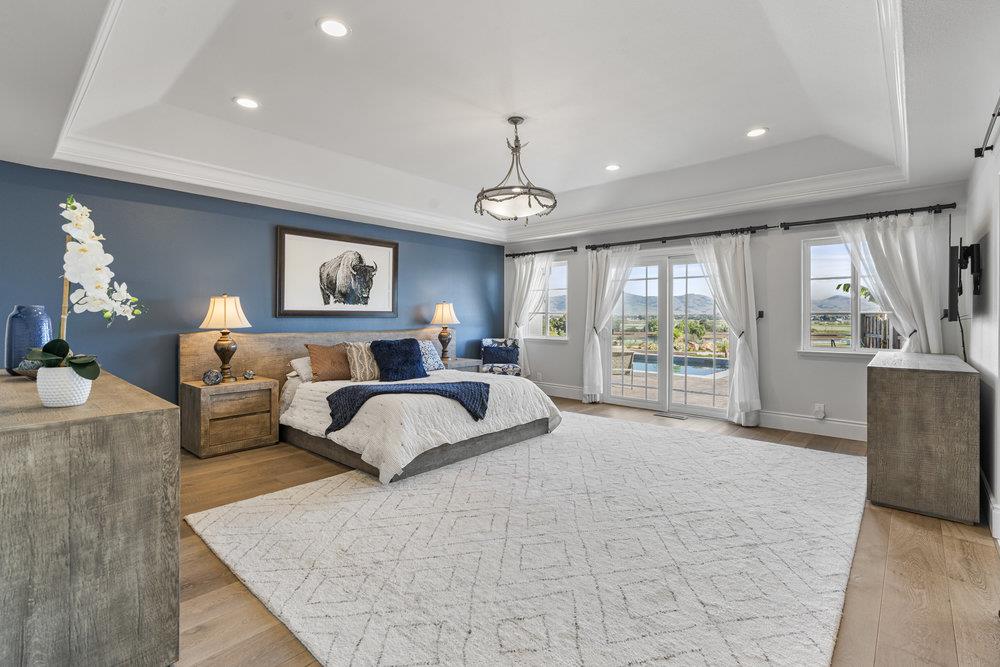 Detail Gallery Image 29 of 73 For 1431 Union Hts, Hollister,  CA 95023 - 3 Beds | 2/1 Baths