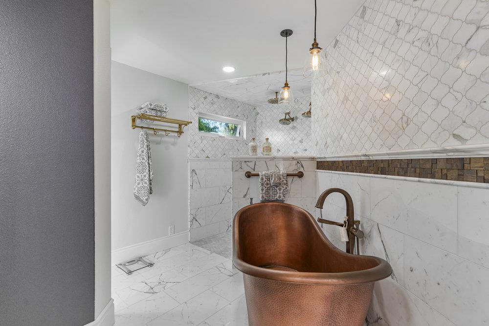 Detail Gallery Image 32 of 73 For 1431 Union Hts, Hollister,  CA 95023 - 3 Beds | 2/1 Baths