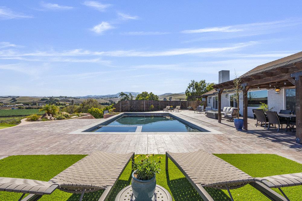 Detail Gallery Image 47 of 73 For 1431 Union Hts, Hollister,  CA 95023 - 3 Beds | 2/1 Baths