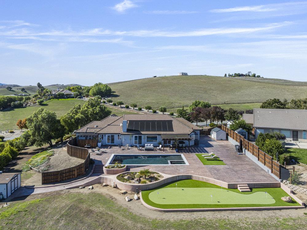 Detail Gallery Image 56 of 73 For 1431 Union Hts, Hollister,  CA 95023 - 3 Beds | 2/1 Baths