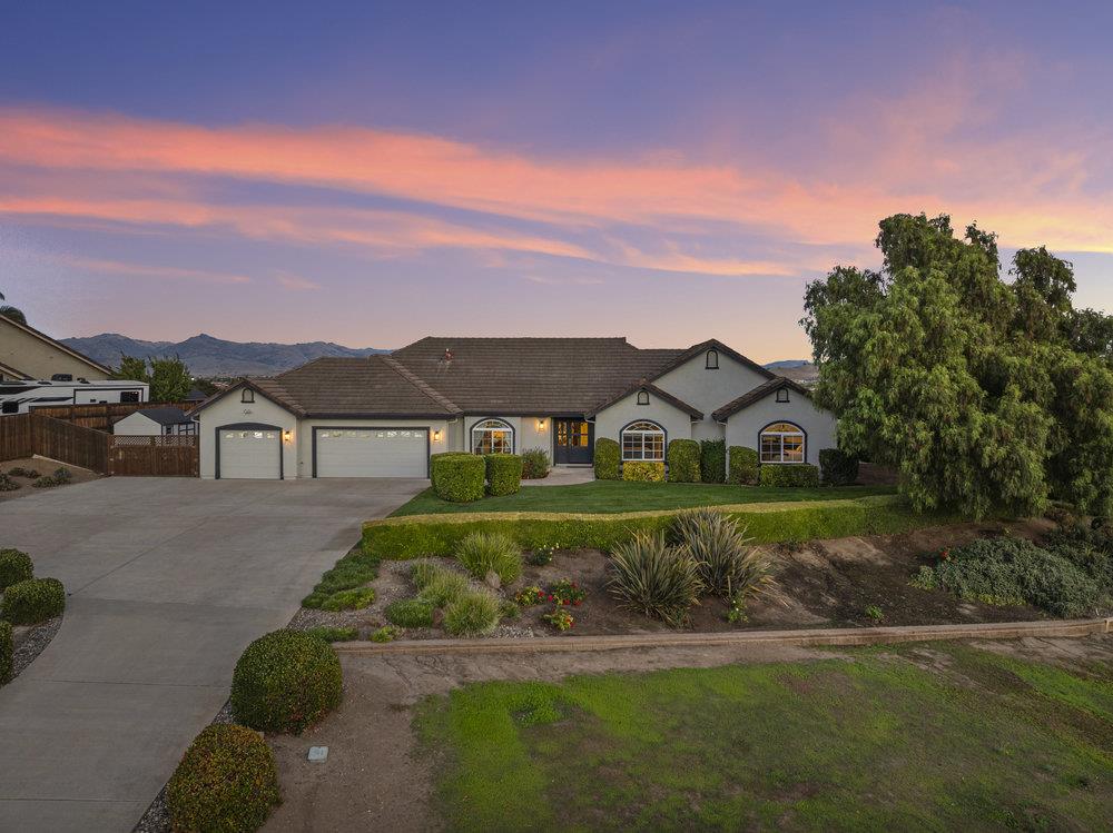 Detail Gallery Image 63 of 73 For 1431 Union Hts, Hollister,  CA 95023 - 3 Beds | 2/1 Baths