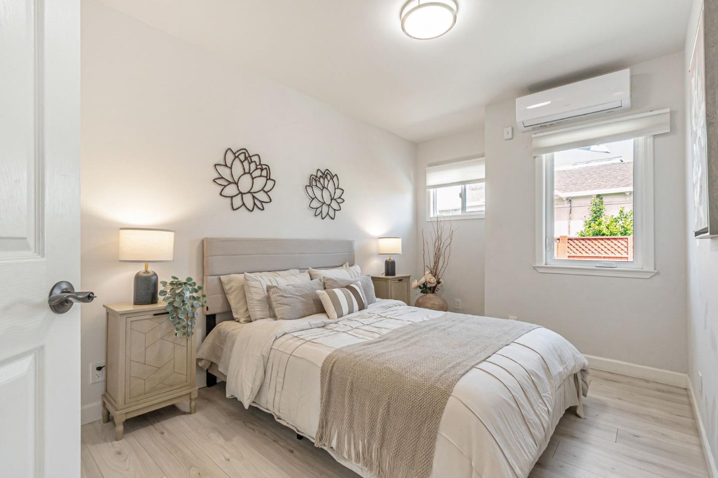 Detail Gallery Image 35 of 61 For 371 Menker Ave, San Jose,  CA 95128 - 5 Beds | 4 Baths