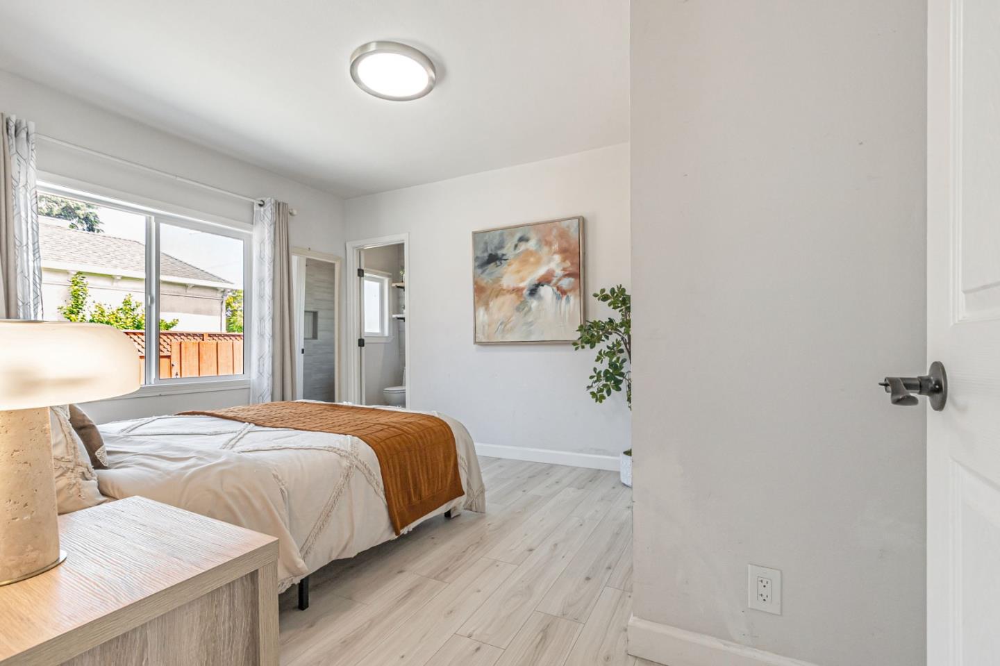 Detail Gallery Image 38 of 61 For 371 Menker Ave, San Jose,  CA 95128 - 5 Beds | 4 Baths