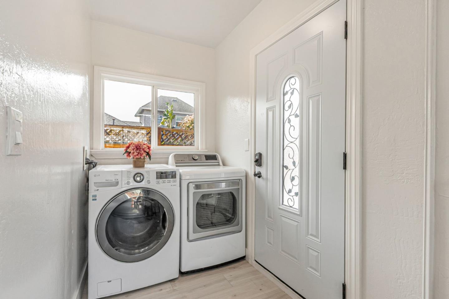 Detail Gallery Image 51 of 61 For 371 Menker Ave, San Jose,  CA 95128 - 5 Beds | 4 Baths