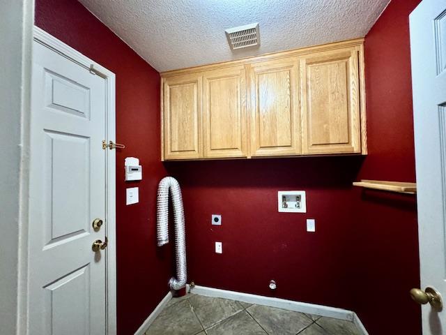 Detail Gallery Image 15 of 18 For 1918 Bradbury St, Salinas,  CA 93906 - 3 Beds | 2/1 Baths