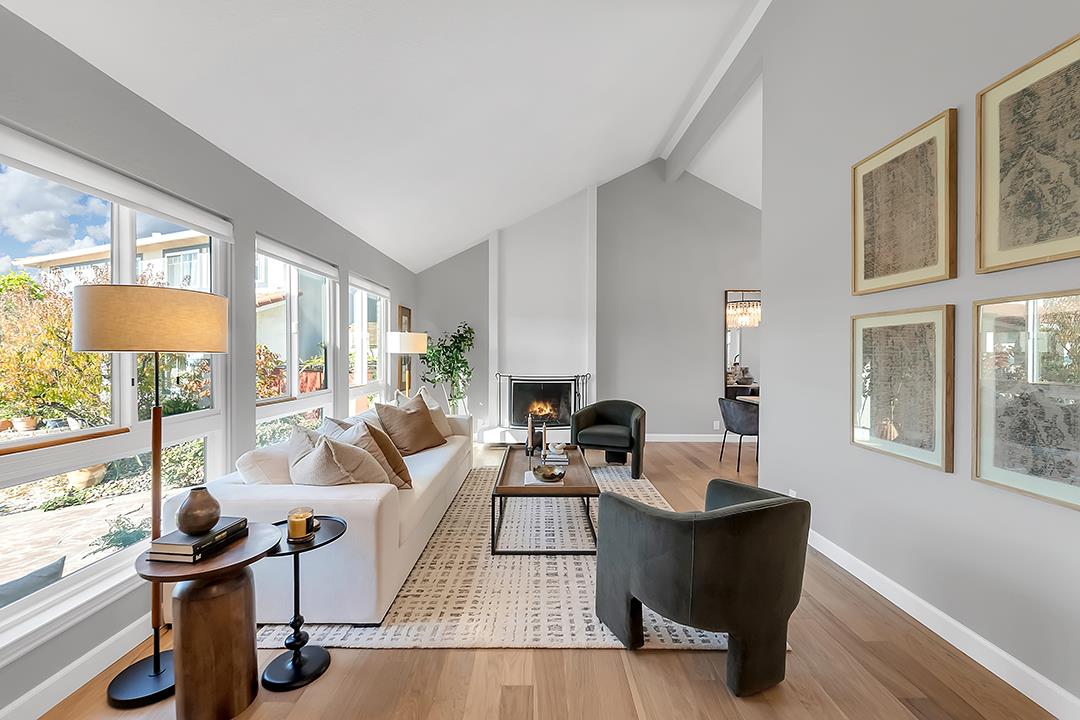 Detail Gallery Image 3 of 52 For 2984 Springbrook Ct, San Jose,  CA 95148 - 4 Beds | 2/1 Baths