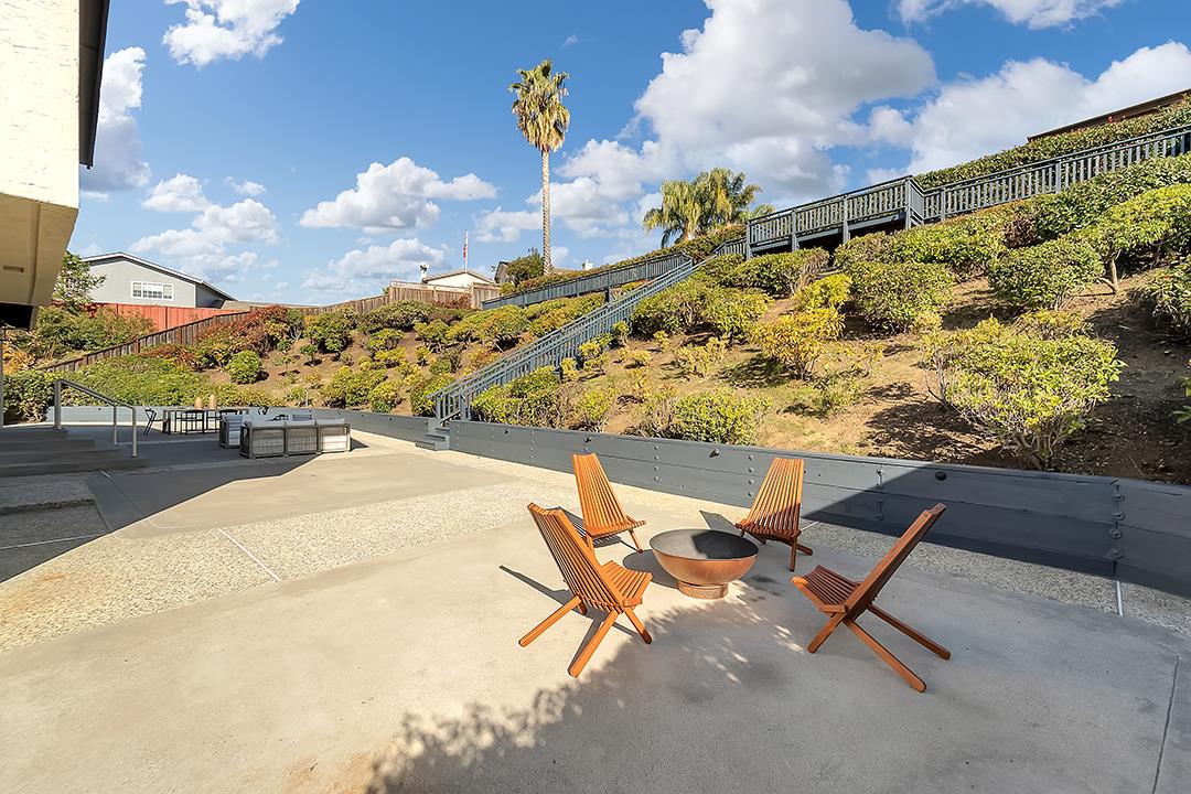 Detail Gallery Image 33 of 52 For 2984 Springbrook Ct, San Jose,  CA 95148 - 4 Beds | 2/1 Baths