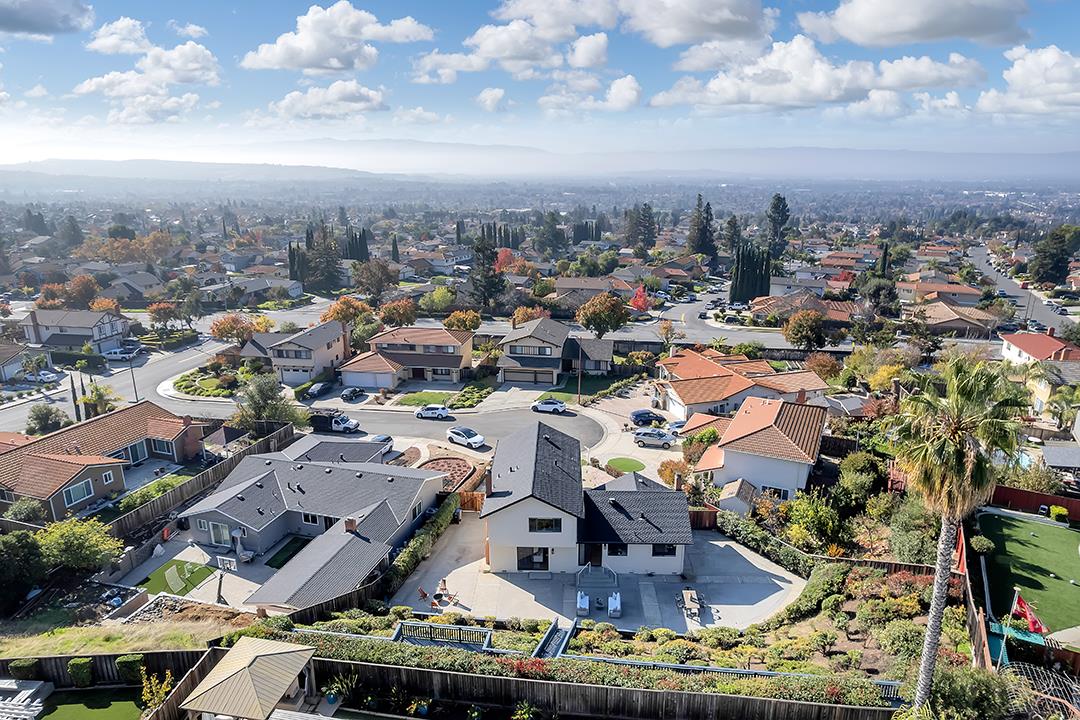 Detail Gallery Image 49 of 52 For 2984 Springbrook Ct, San Jose,  CA 95148 - 4 Beds | 2/1 Baths