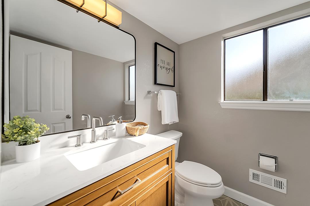 Detail Gallery Image 26 of 52 For 2984 Springbrook Ct, San Jose,  CA 95148 - 4 Beds | 2/1 Baths