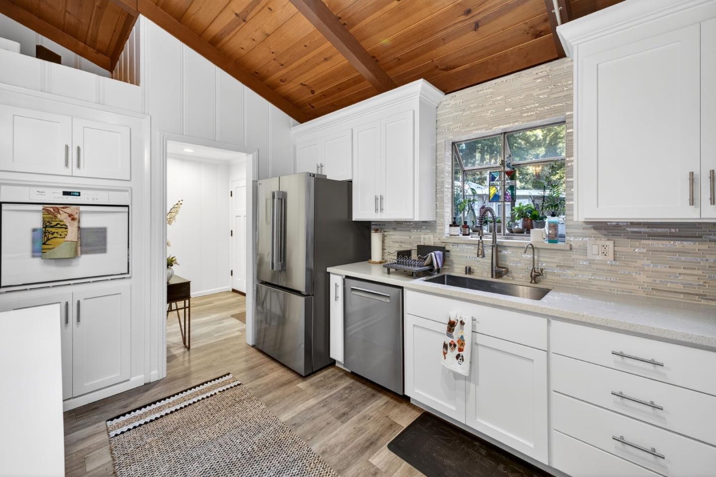 Detail Gallery Image 13 of 34 For 954 Scenic Way, Ben Lomond,  CA 95005 - 2 Beds | 2 Baths