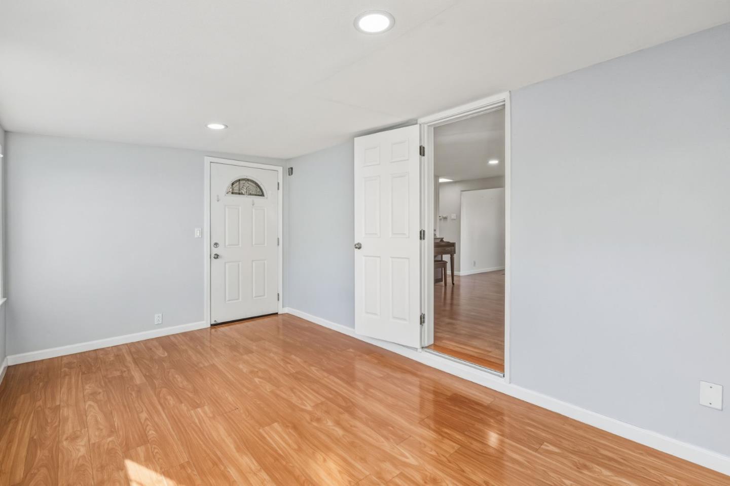 Detail Gallery Image 9 of 31 For 266 Winnipeg Ter, Fremont,  CA 94538 - 3 Beds | 2 Baths