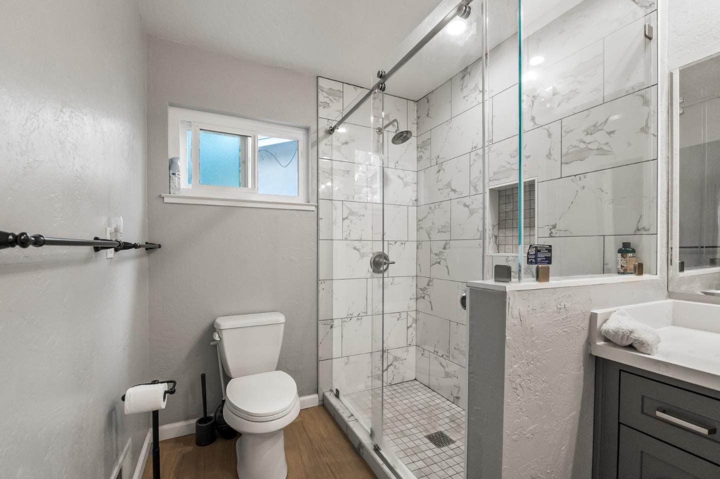 Detail Gallery Image 22 of 35 For 5058 Durango Ct, San Jose,  CA 95118 - 4 Beds | 2/1 Baths