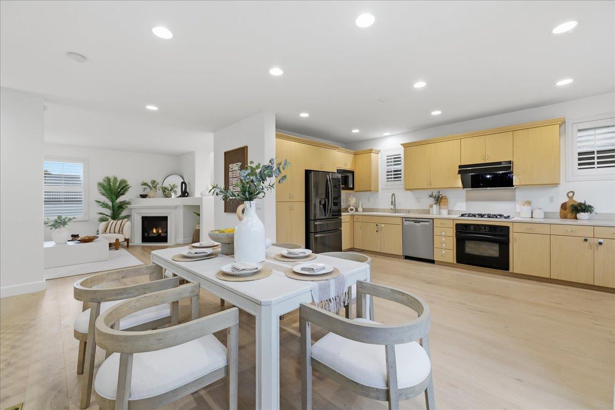 Detail Gallery Image 14 of 98 For 3522 Eastin Pl, Santa Clara,  CA 95051 - 3 Beds | 3/1 Baths