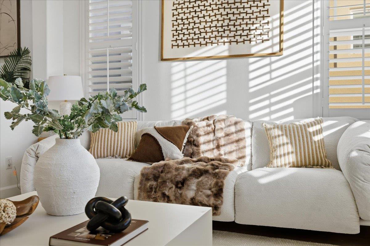 Detail Gallery Image 9 of 98 For 3522 Eastin Pl, Santa Clara,  CA 95051 - 3 Beds | 3/1 Baths