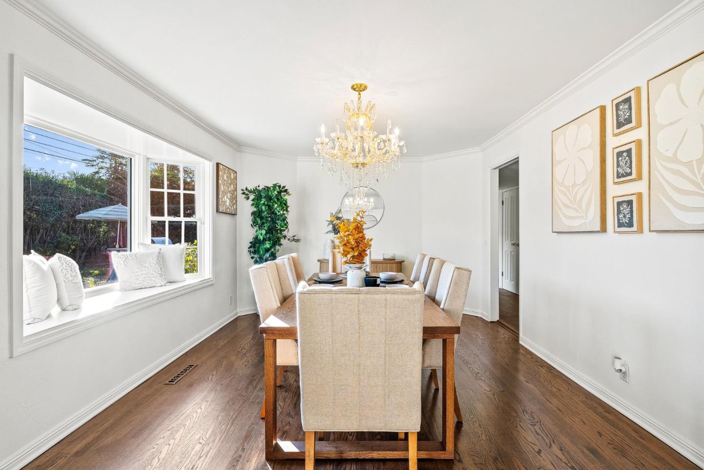 Detail Gallery Image 9 of 46 For 6533 Bose Ct, San Jose,  CA 95120 - 5 Beds | 3 Baths