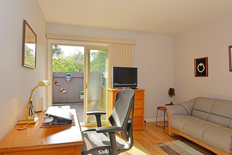 Detail Gallery Image 10 of 15 For 1360 Josselyn Canyon Rd #37,  Monterey,  CA 93940 - 2 Beds | 2 Baths