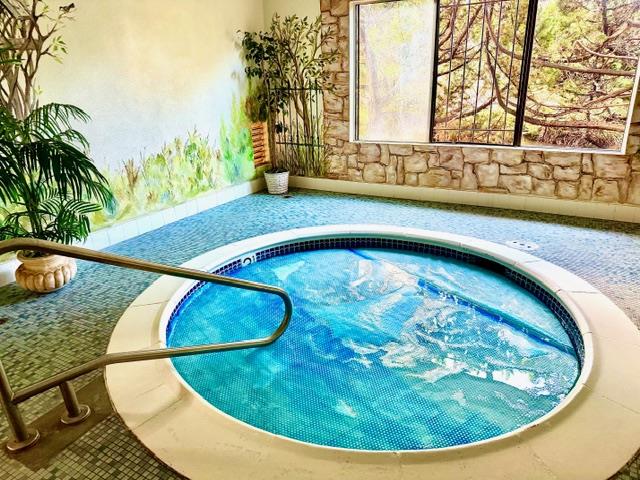 Detail Gallery Image 14 of 15 For 1360 Josselyn Canyon Rd #37,  Monterey,  CA 93940 - 2 Beds | 2 Baths