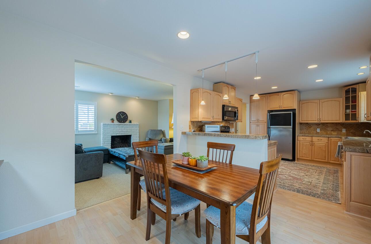 Detail Gallery Image 12 of 42 For 8507 Laguna Pl, Moss Landing,  CA 95039 - 3 Beds | 2 Baths