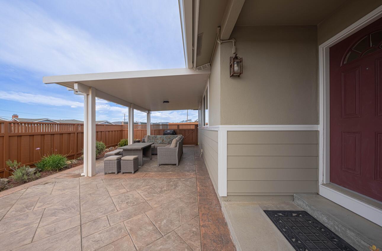 Detail Gallery Image 4 of 42 For 8507 Laguna Pl, Moss Landing,  CA 95039 - 3 Beds | 2 Baths
