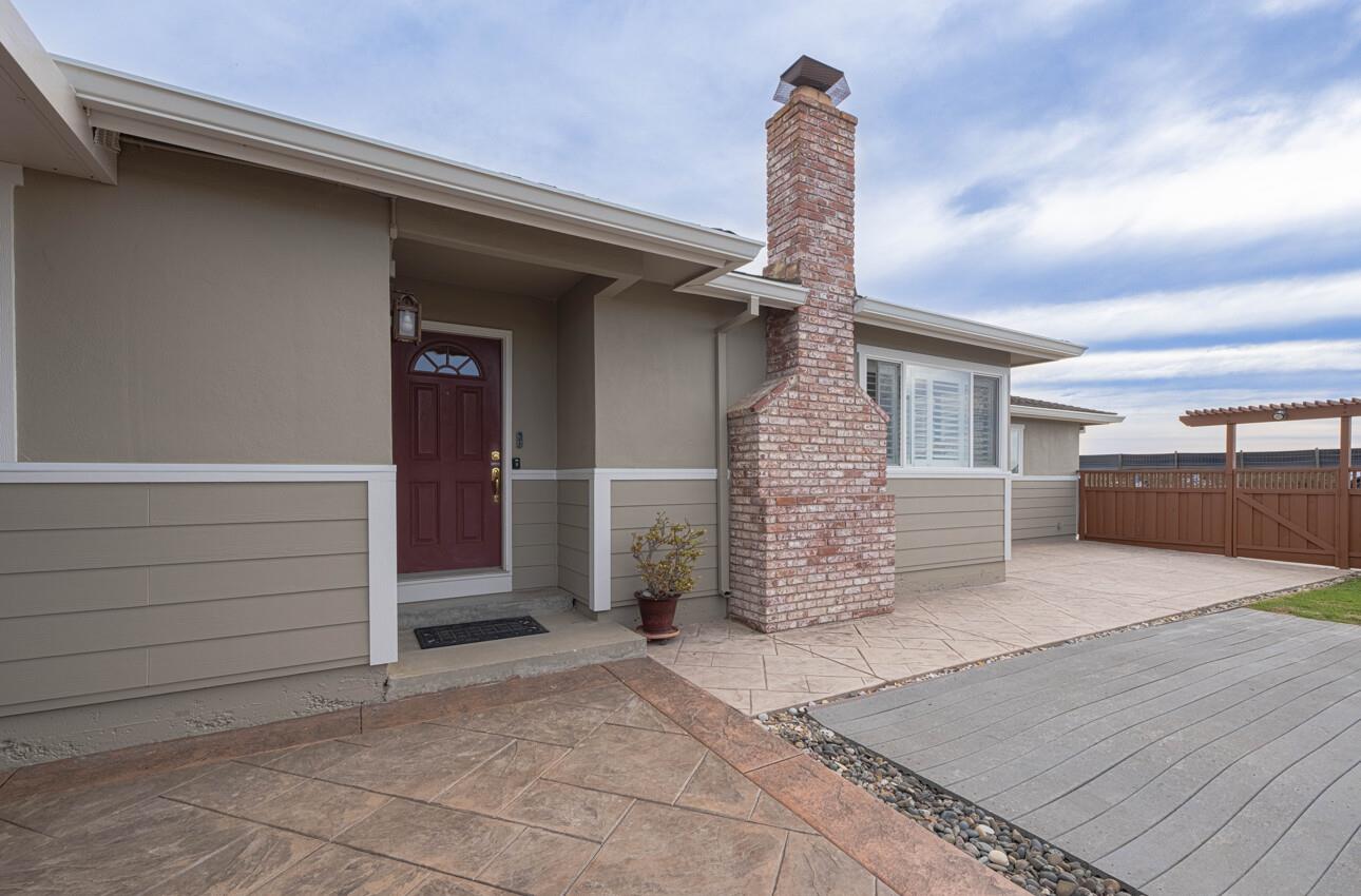 Detail Gallery Image 6 of 42 For 8507 Laguna Pl, Moss Landing,  CA 95039 - 3 Beds | 2 Baths