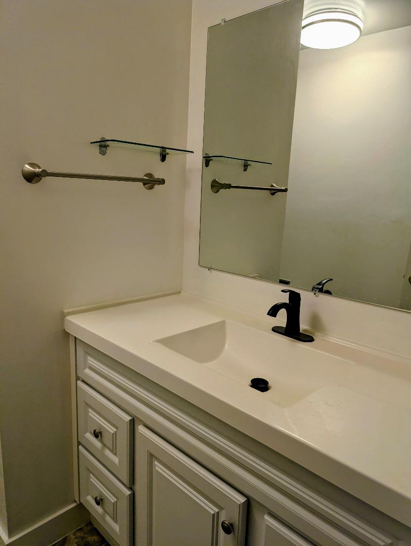 Detail Gallery Image 6 of 9 For 46 W 4th Ave #105,  San Mateo,  CA 94402 - 2 Beds | 1 Baths