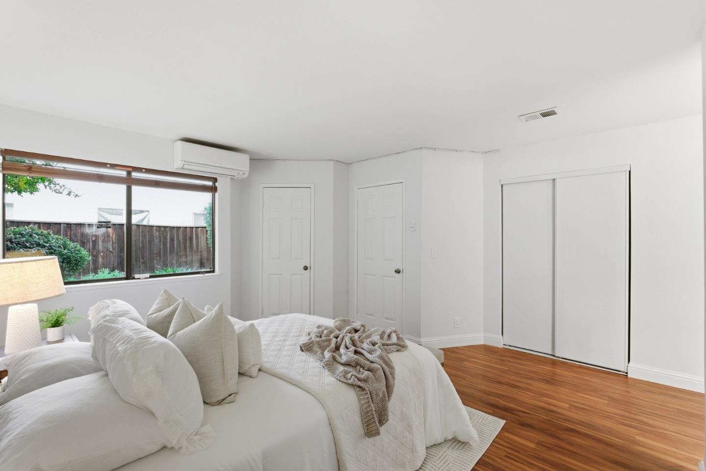 Detail Gallery Image 14 of 39 For 1005 Helen Ave #2,  Sunnyvale,  CA 94086 - 2 Beds | 2 Baths