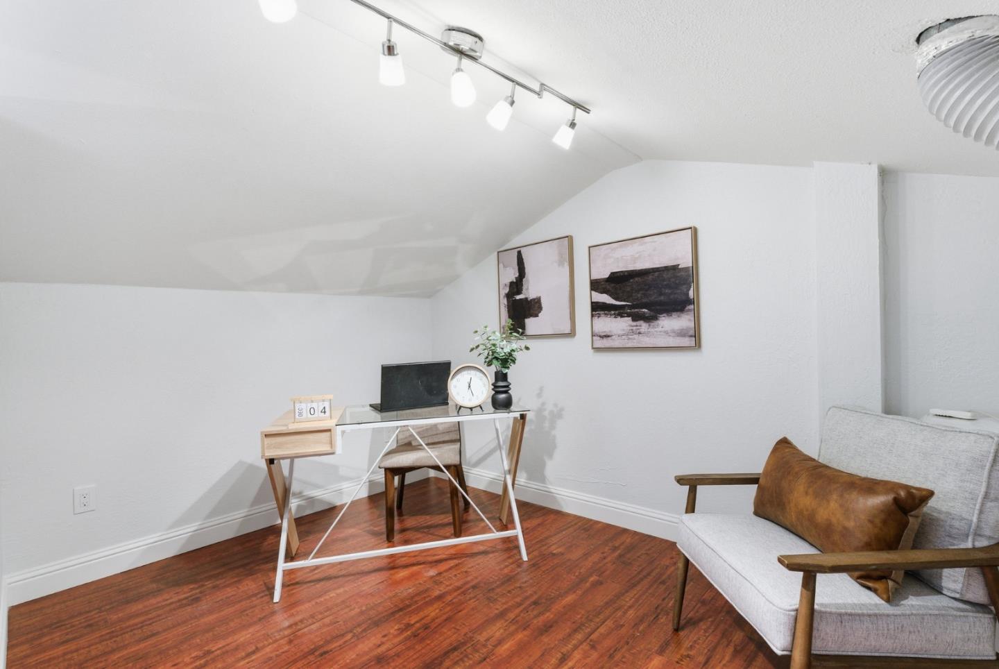 Detail Gallery Image 19 of 39 For 1005 Helen Ave #2,  Sunnyvale,  CA 94086 - 2 Beds | 2 Baths