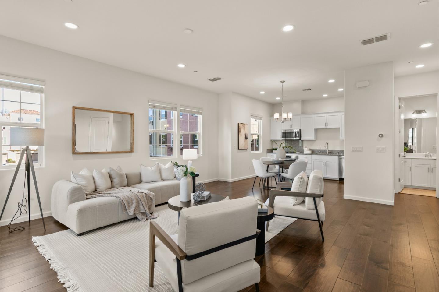 Front Image Thumbnail for ML82030455