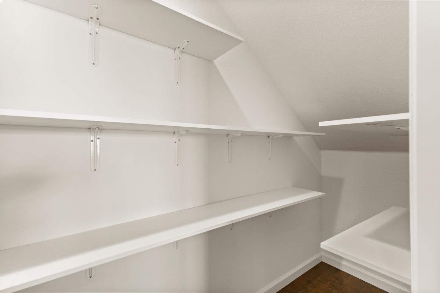 Detail Gallery Image 8 of 20 For 39829 Pelton Ter, Newark,  CA 94560 - 2 Beds | 2/1 Baths