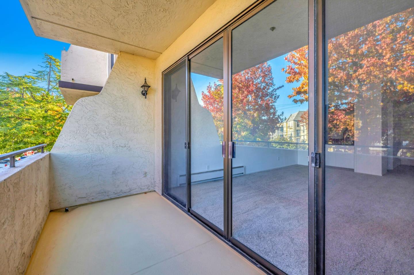 Detail Gallery Image 31 of 39 For 1515 Floribunda Ave #205,  Burlingame,  CA 94010 - 2 Beds | 2 Baths