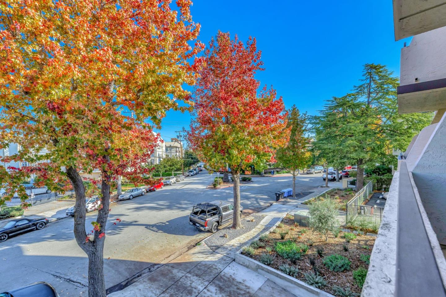 Detail Gallery Image 36 of 39 For 1515 Floribunda Ave #205,  Burlingame,  CA 94010 - 2 Beds | 2 Baths