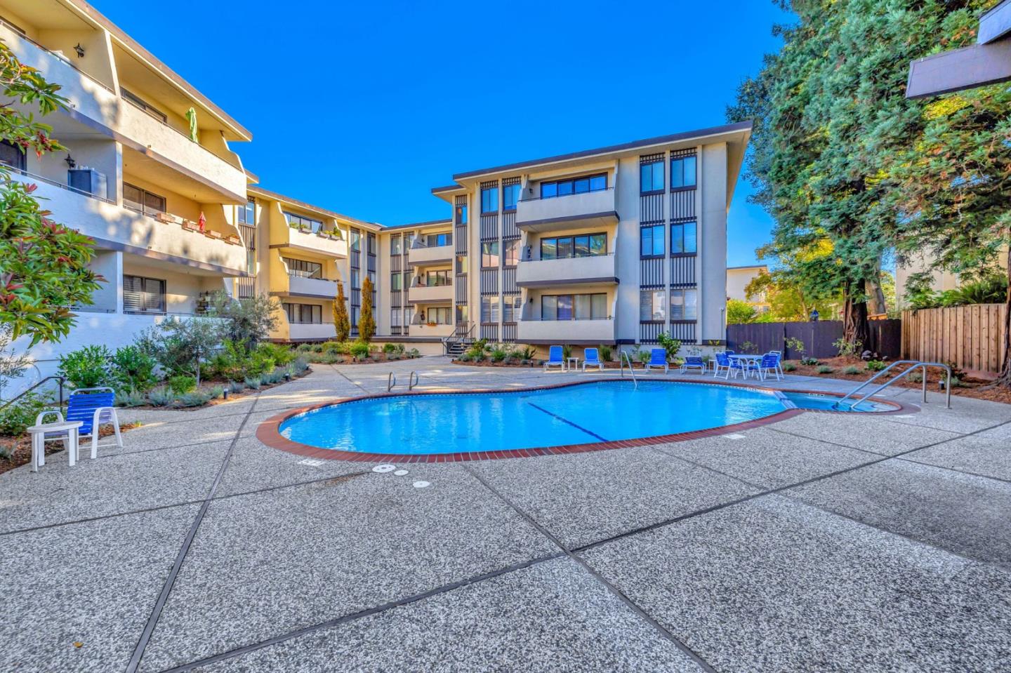 Detail Gallery Image 39 of 39 For 1515 Floribunda Ave #205,  Burlingame,  CA 94010 - 2 Beds | 2 Baths